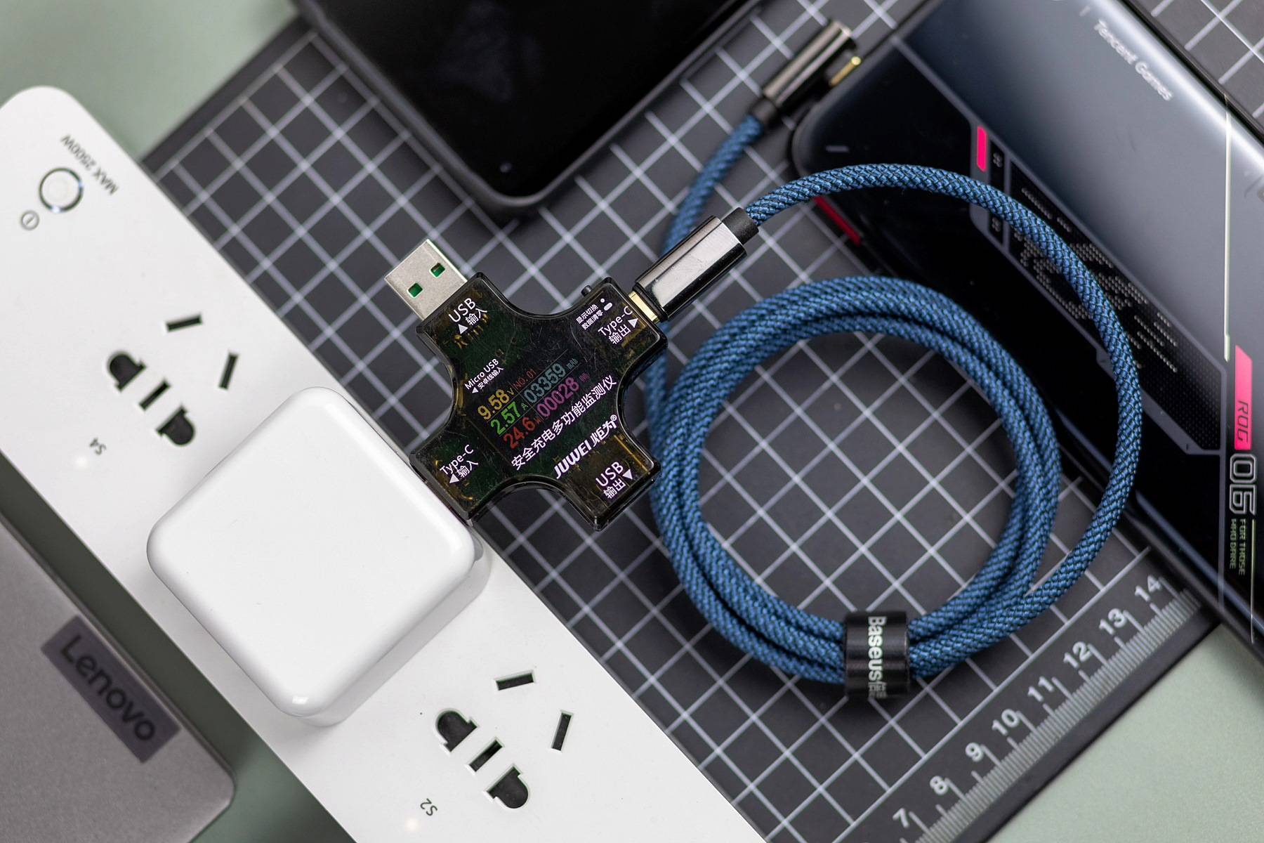 素乐35W氮化镓双C充电器,轻量化设计,又一款苹果平替好产品