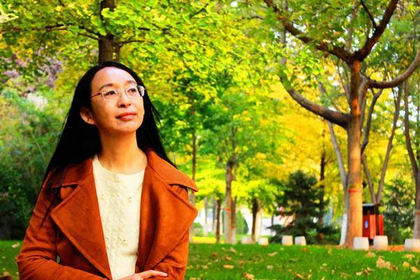 苗雨时:河北女诗人十人论|伊蕾,李南,胡茗茗,施施然,幽燕,青小衣