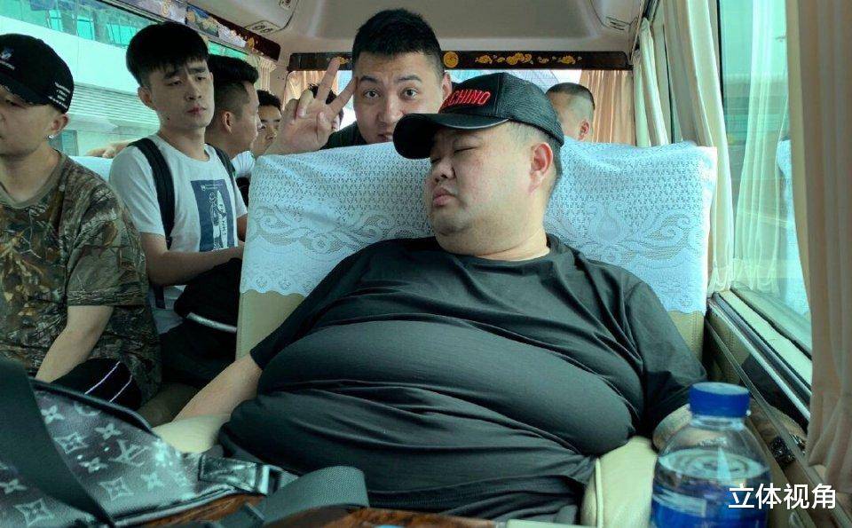 相声_体重_岳云鹏