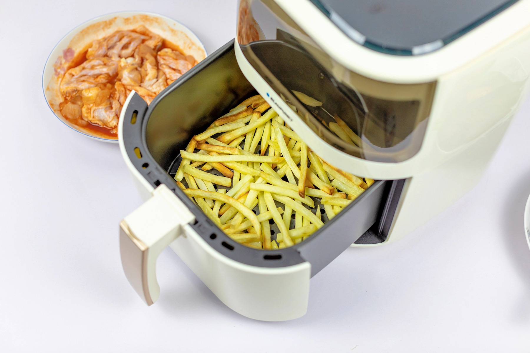 看得见的美味,蓝宝可视化空气炸锅,让健康美食轻松享用