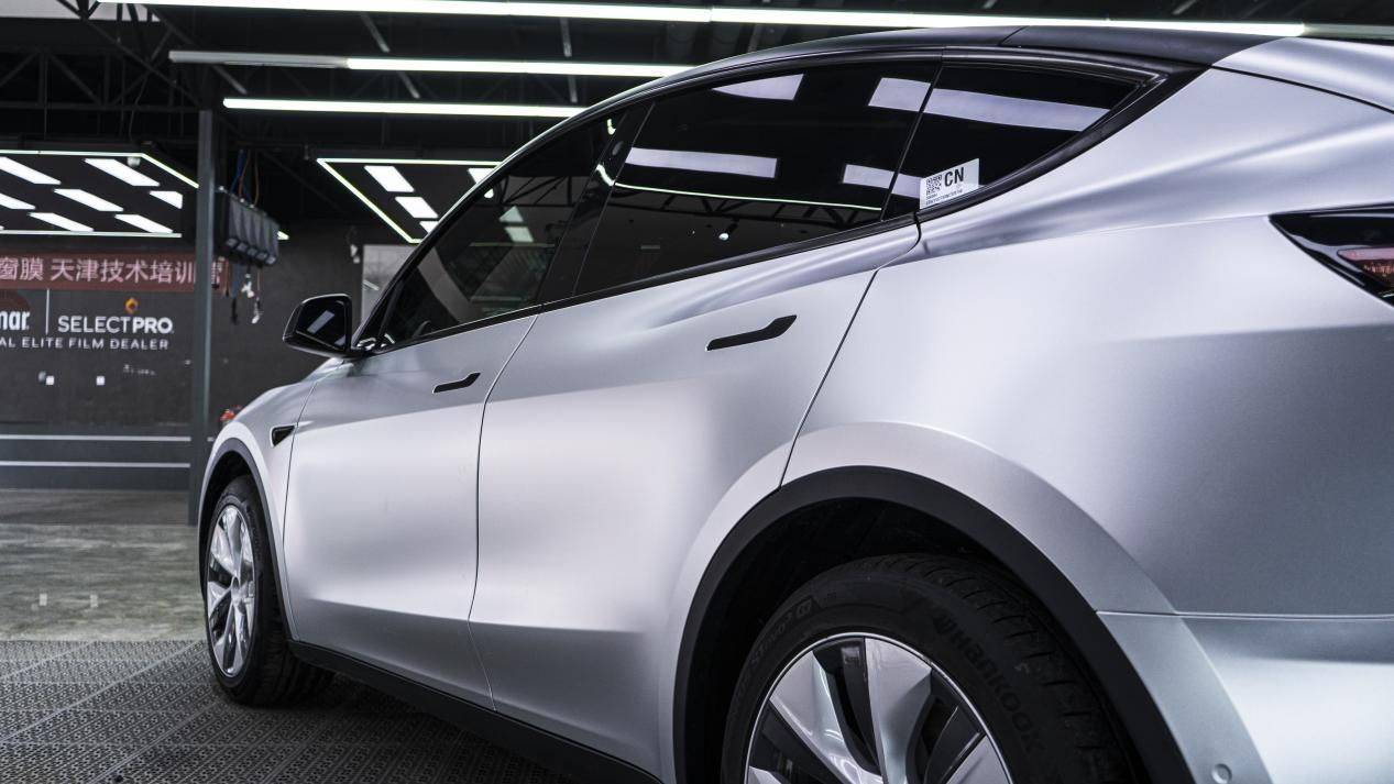 天津汽车贴膜特斯拉model3电光金属银改色案例分享_搜狐汽车_搜狐网