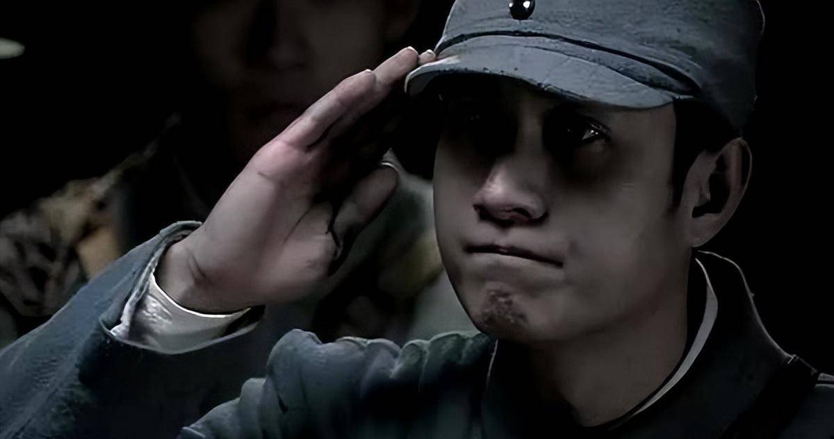 同样是演周卫国,将文章和张若昀放一起看,差别就出来了