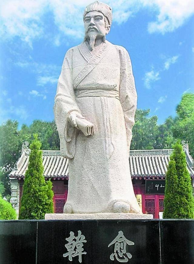“韩愈”韩愈不仅在文学上有很高造诣，也重建了儒家道统