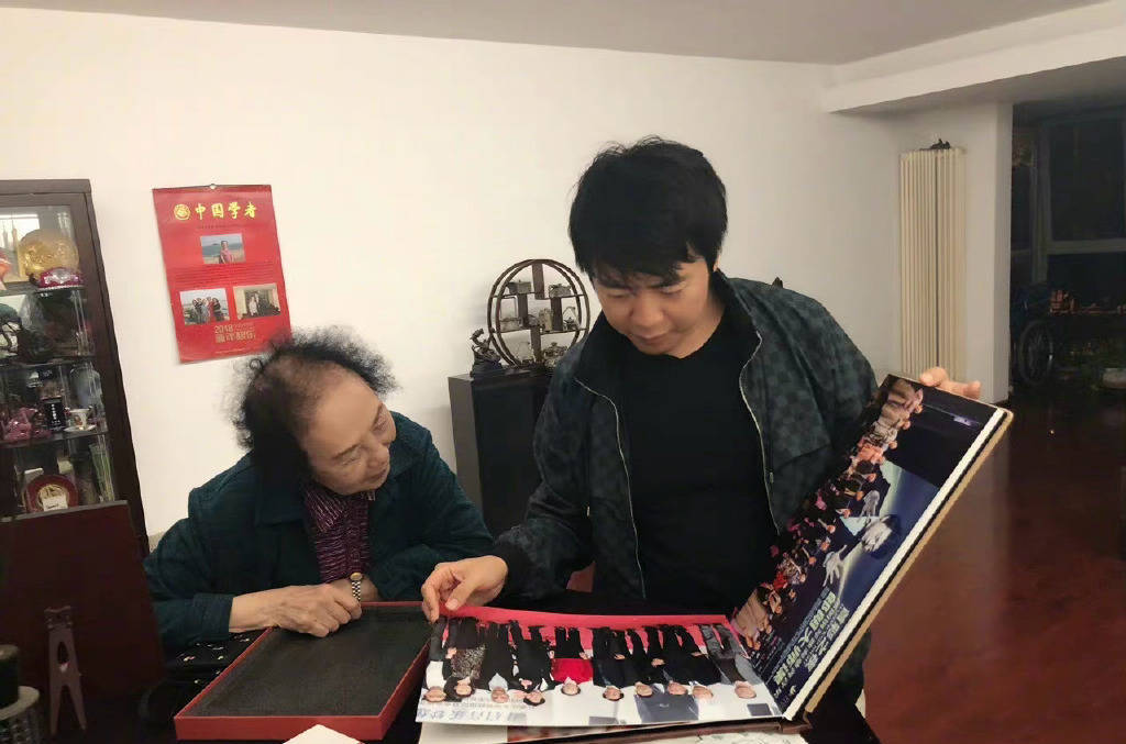 94岁钢琴家朱雅芬逝世 朗朗发昔日旧照悼念恩师-搜狐大视野-搜狐新闻