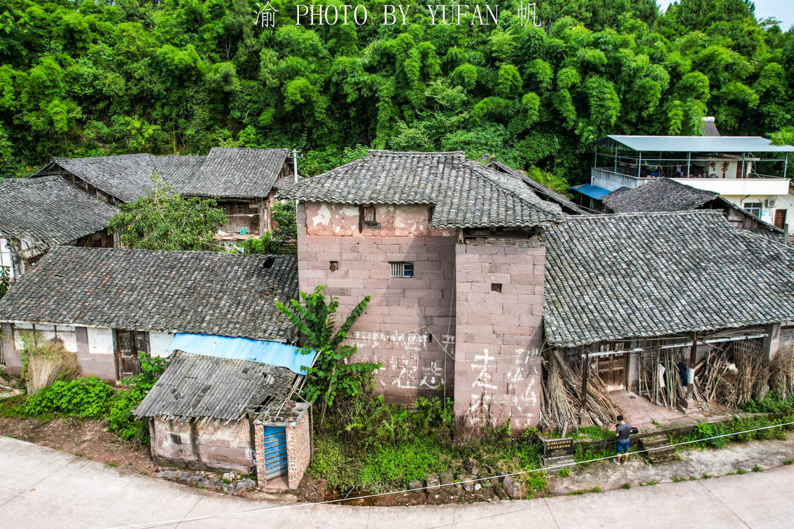 “碉楼”潼南文物地图：官家沟老房子碉楼，造型独特，已有近百年历史