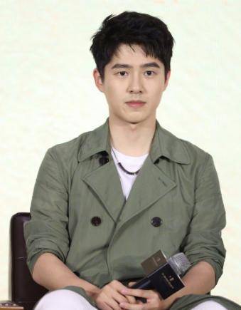 看现场上妻夫木聪如何秀土味情话!_刘昊_时候_风衣