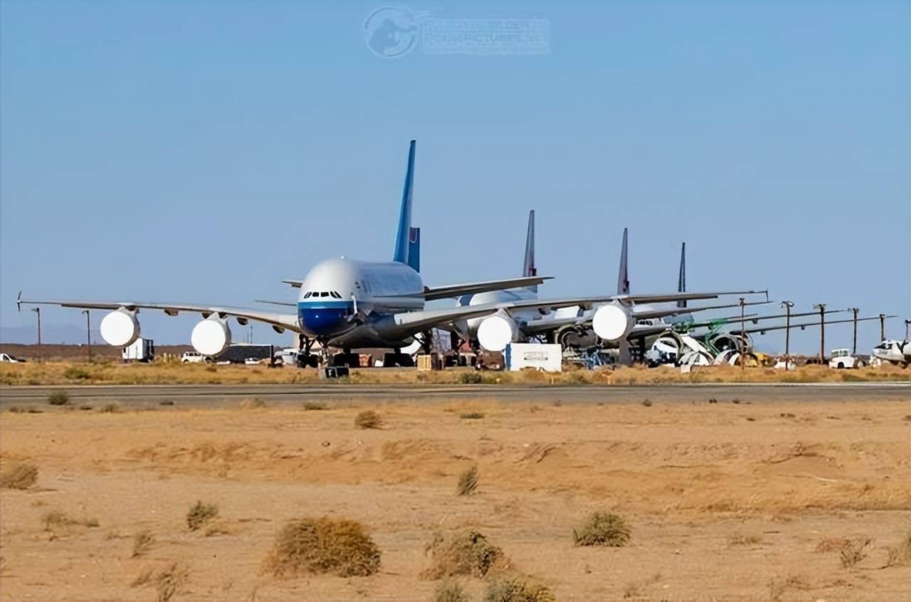 剛剛,南航最後2架a380飛往美國飛機墳場,中國再無巨無霸客機_廣州白雲