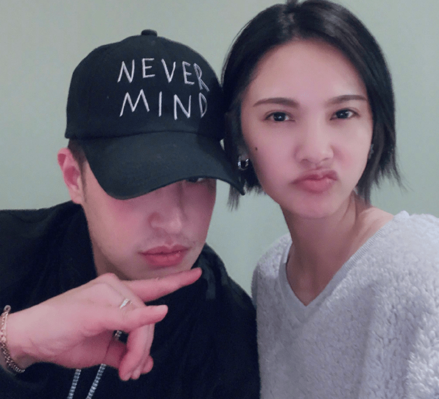 杨丞琳又发文晒照啦,行程被粉丝摸清,踢馆《浪姐2》没跑了