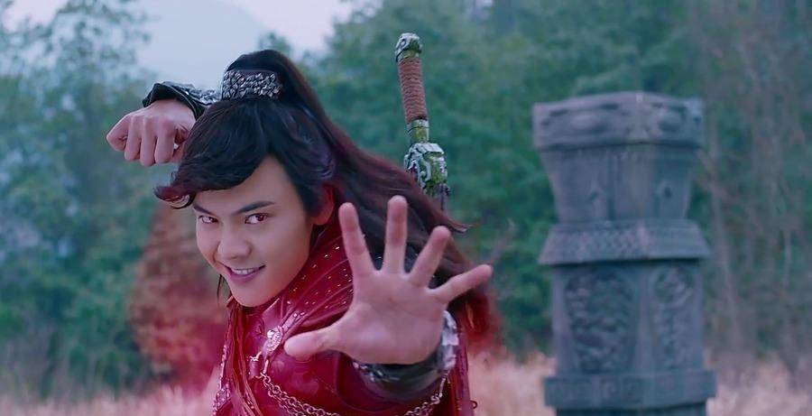 仙侠剧中黑化成魔的五大主角,司凤,旭凤成魔尊,花千骨成妖神_丁隐