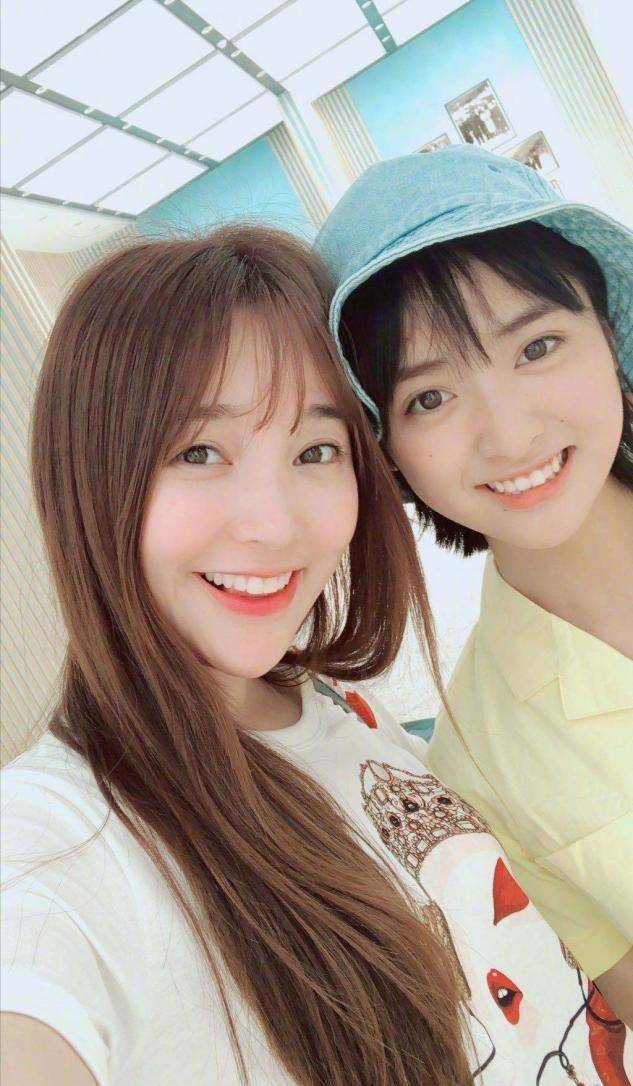 许嵩金莎沈月聚会同框,3人合拍鬼脸照,尽显神仙友谊_公众_好友_宣传