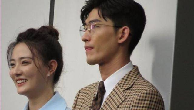 徐璐张翰俊男美女超养眼,拍戏不忘庆生日,徐璐迷妹脸亮了_不知道_白色