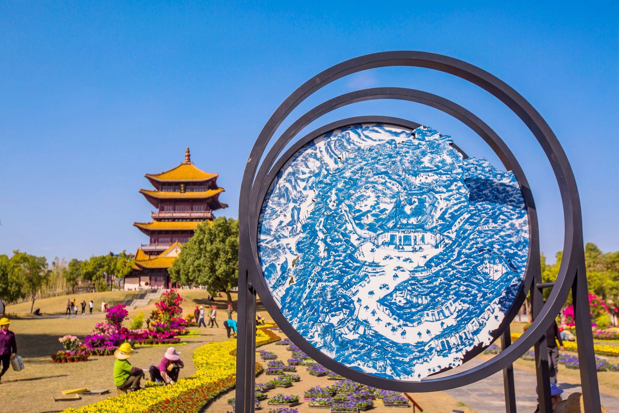 景德镇御窑厂国家考古遗迹公园,历史悠久,这里的瓷片充满了故事_遗址