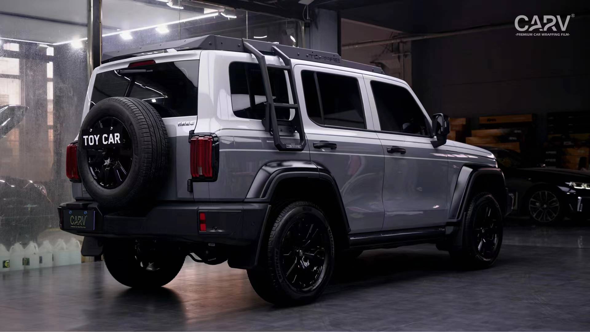 坦克300卡孚改色膜白金火山灰,现代的简约时尚_汽车_贴膜