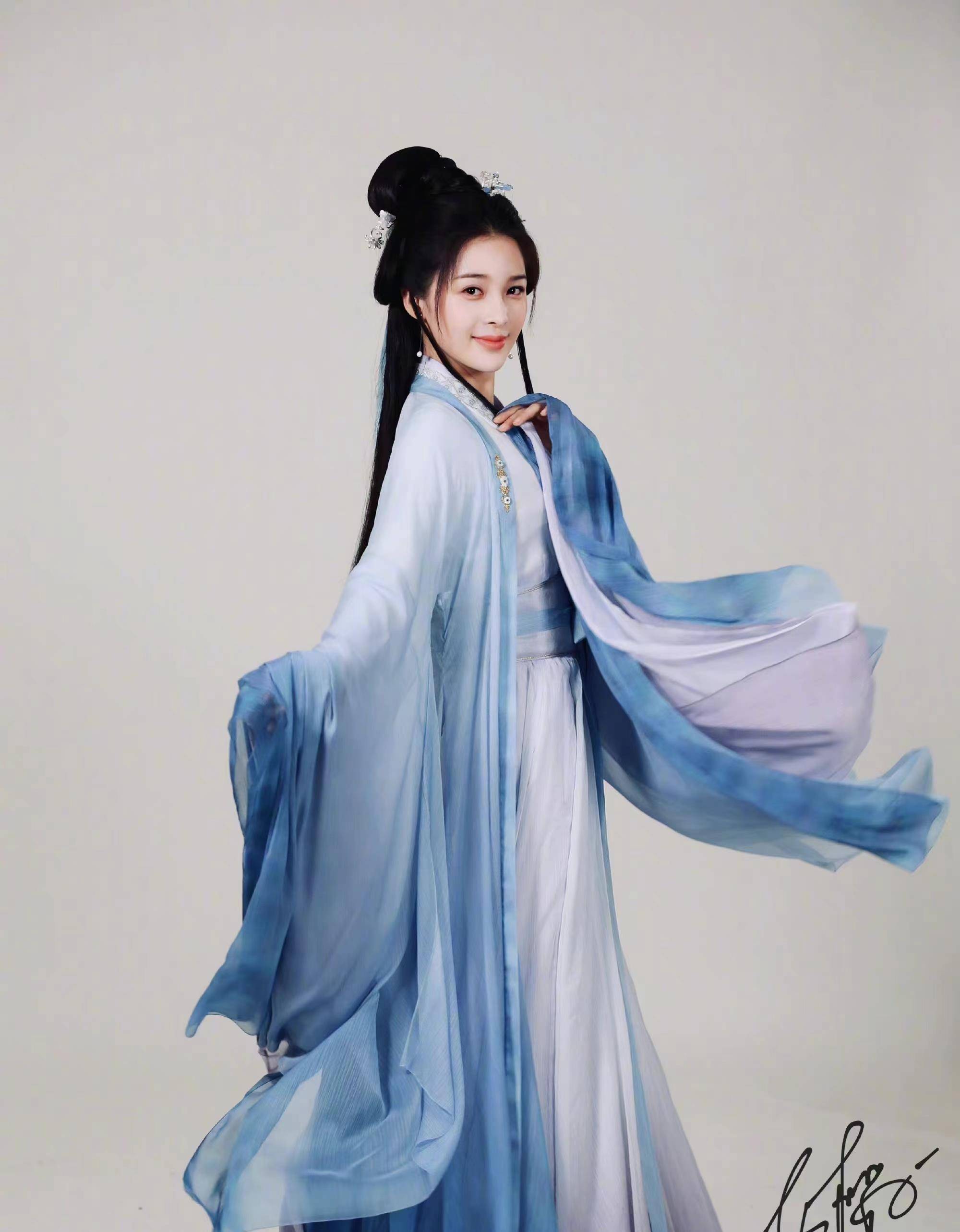 "迪幂孟扎"赵樱子尬上热搜,吴镇宇企业级解读 "演技别来了"_姐姐_节目