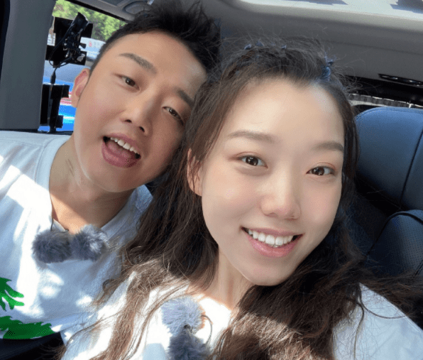 歌手gai:娶小8岁女粉丝为妻,结婚那天和老婆抱头痛哭_周延_时候