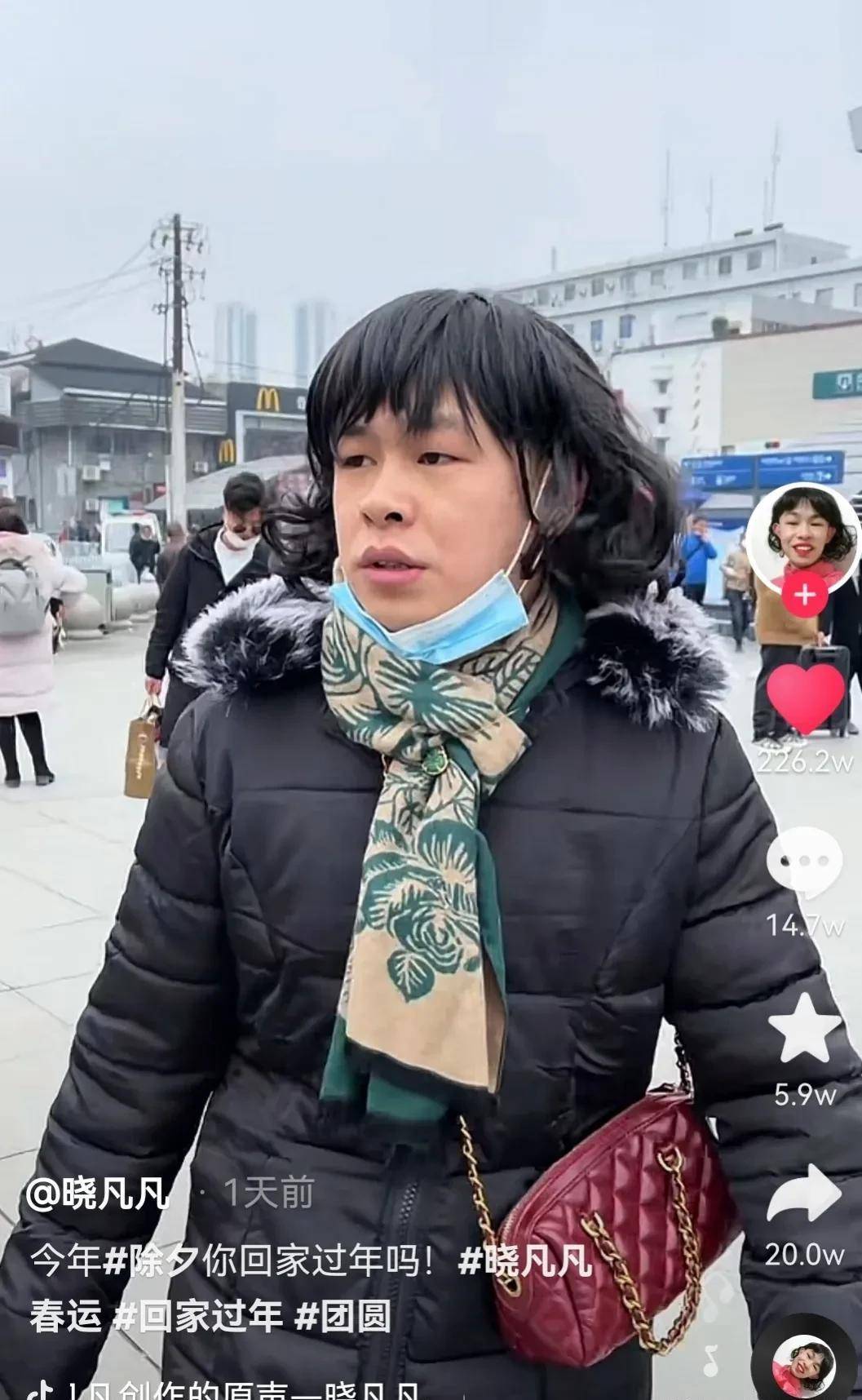 视频截图晓凡凡视频里,曾经从一个分饰几人,到一个演一个小家庭,后来