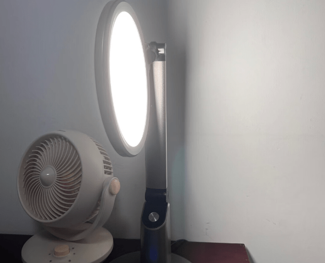 护眼电子产品真的护眼吗?一文看懂护眼台灯到底有没有用