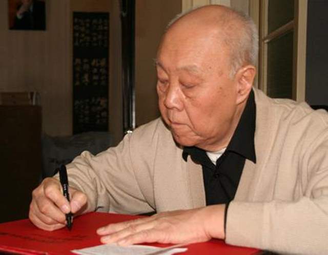 含泪写下这篇文章，3天去世四位老艺术家，怀念郑榕，怀念赵青和李长乐
