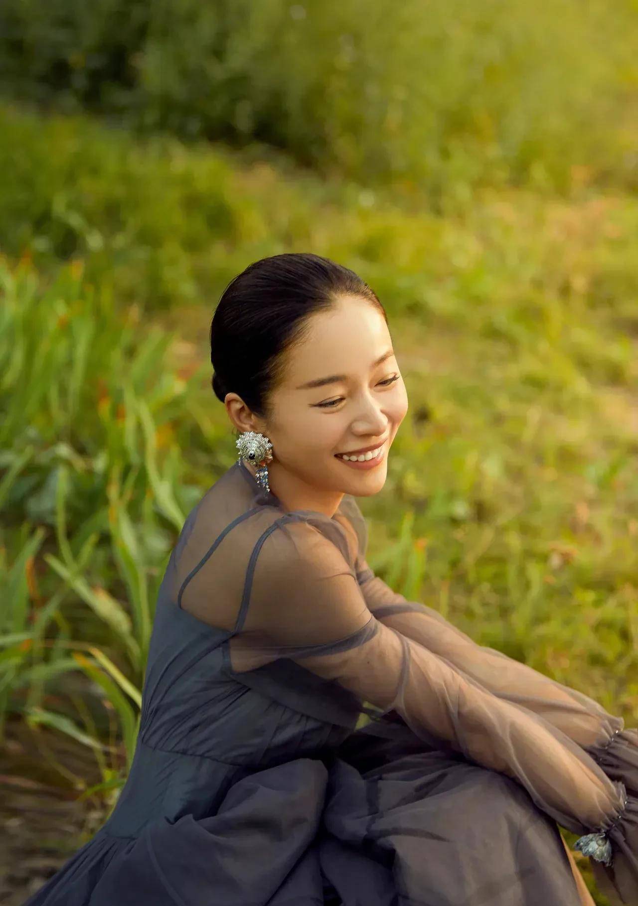 宅男女神江一燕,娱乐圈的一股清流_支教_意义_事情