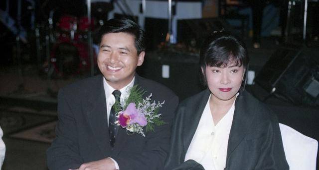 "富商千金"陈荟莲:掌管财政大权拒绝生娃,被周润发独宠36年_陈玉莲