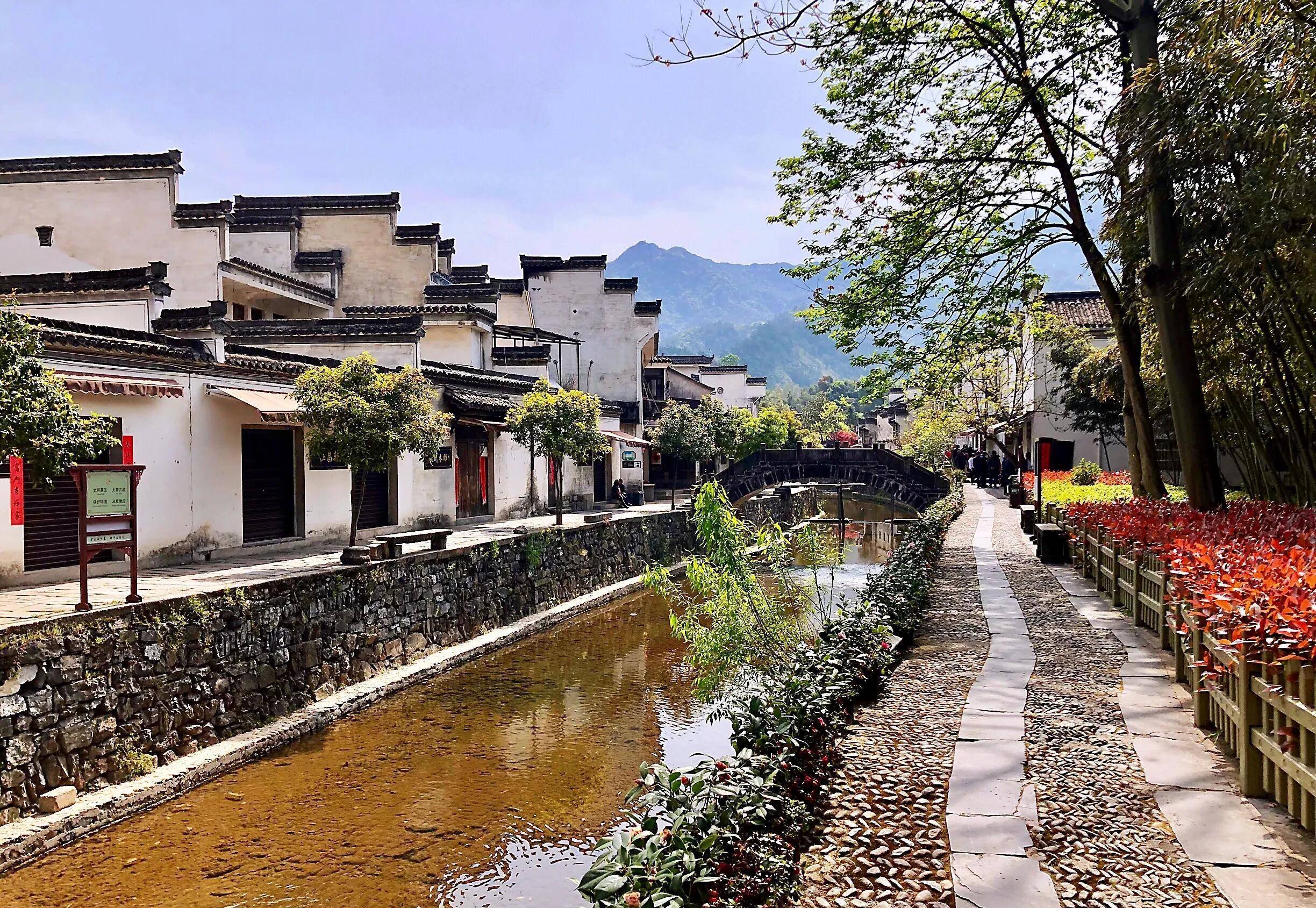 绩溪龙川景区,古代的风水宝地,如今的国家5a级景区_牌坊_宗祠_胡氏