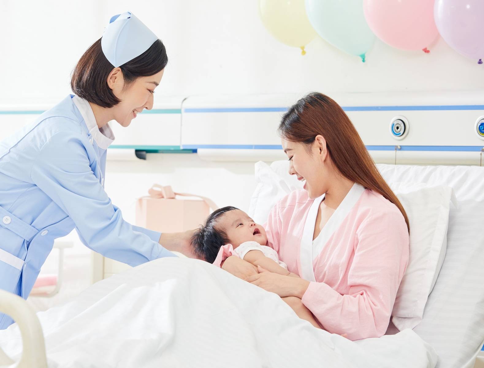 母婴护理师必读:母婴护理师证书好考吗?怎么报考?