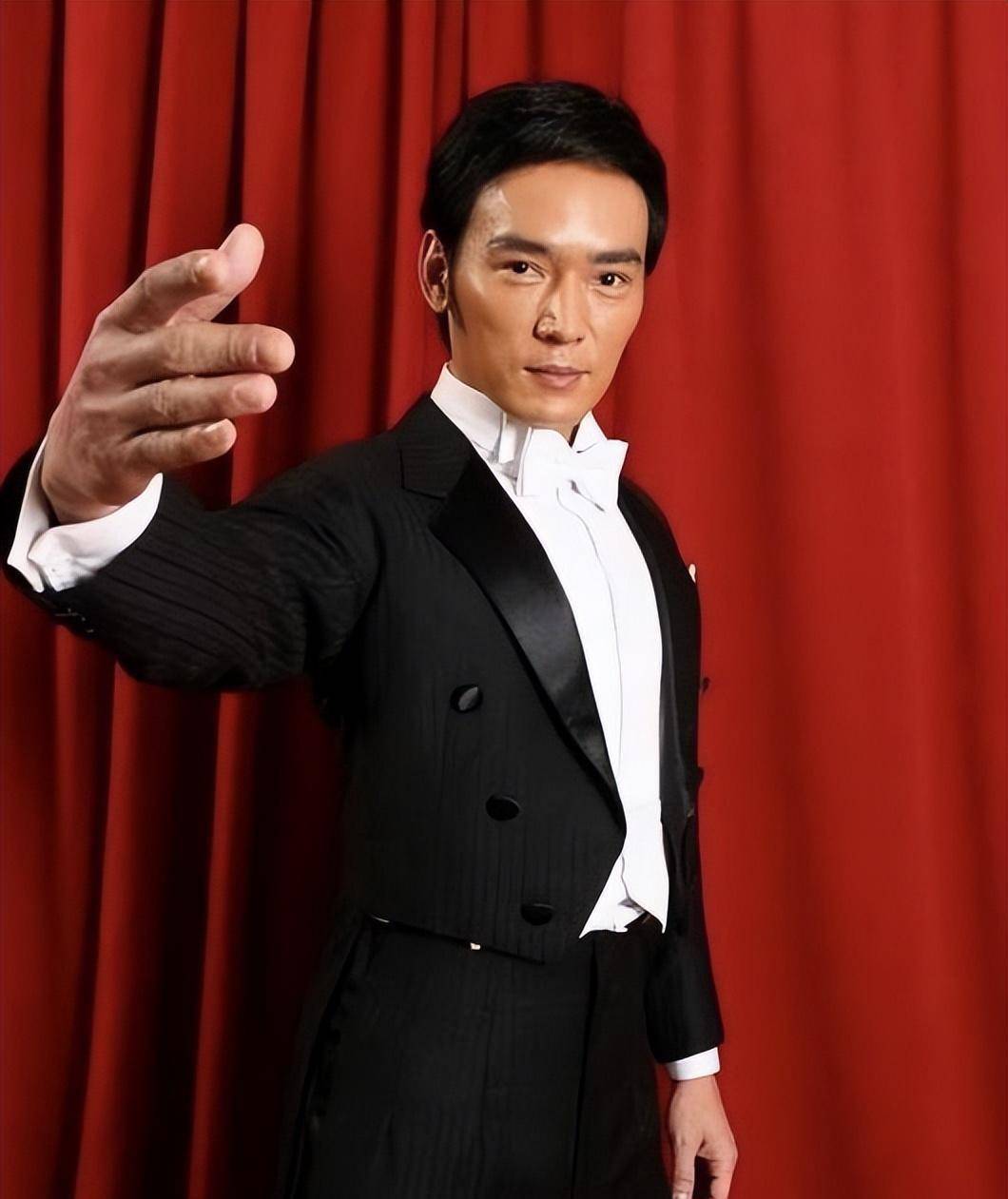 18岁闯进娱乐圈,和女儿"相依为命"的焦恩俊,现在怎么样了?