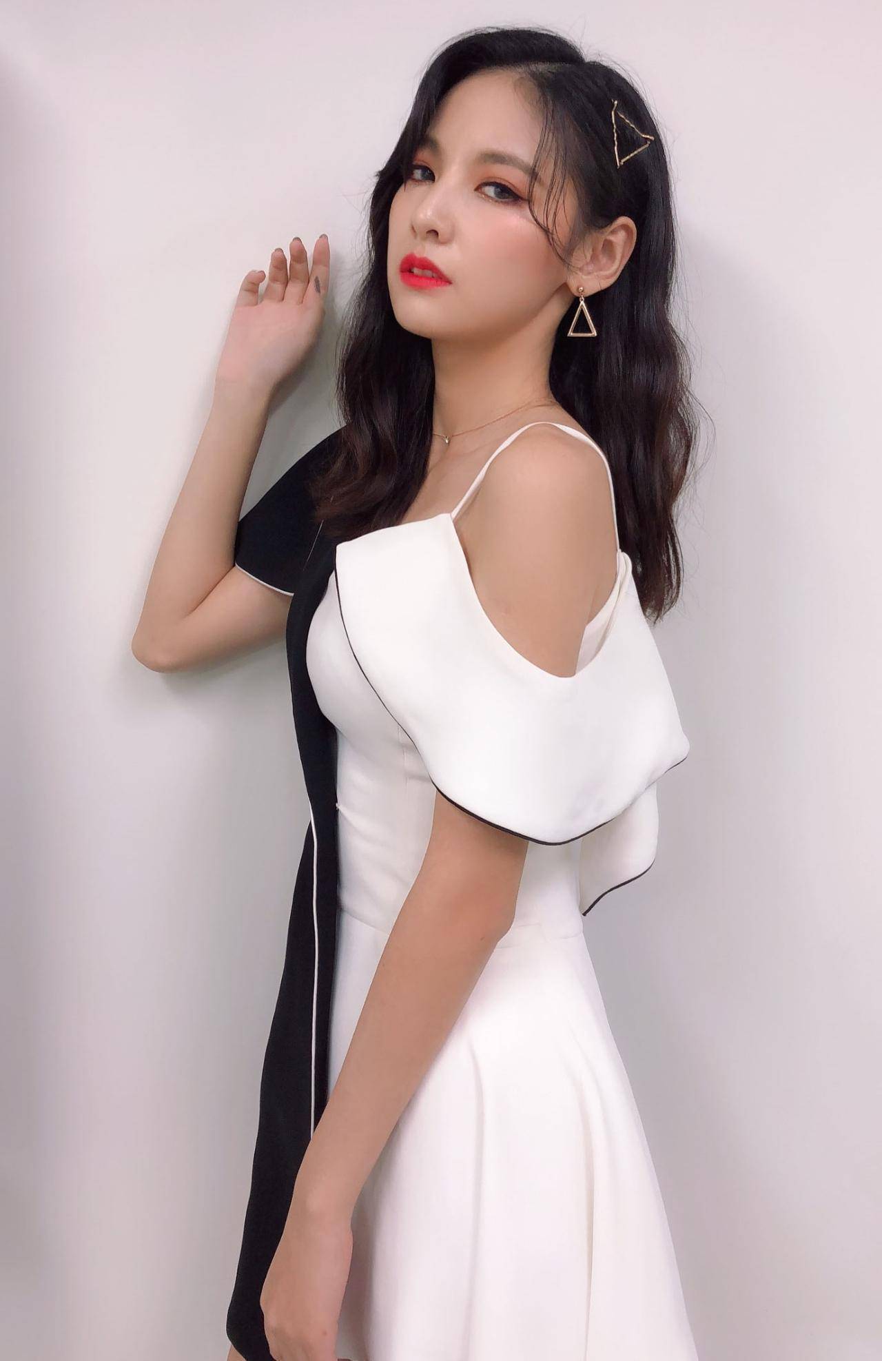 《创3》官宣学员名单,女学员集体住城堡,"腾讯爸爸"有钱真壕_刘梦