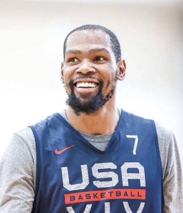 比气质杜兰特从来没输过,奥运定妆照杜兰特太显眼_阿德巴约_造型_投篮