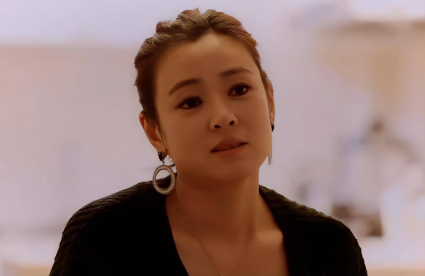 《变形计》山村女孩李勒优:节目结束后被妈妈收养,如今怎样了?