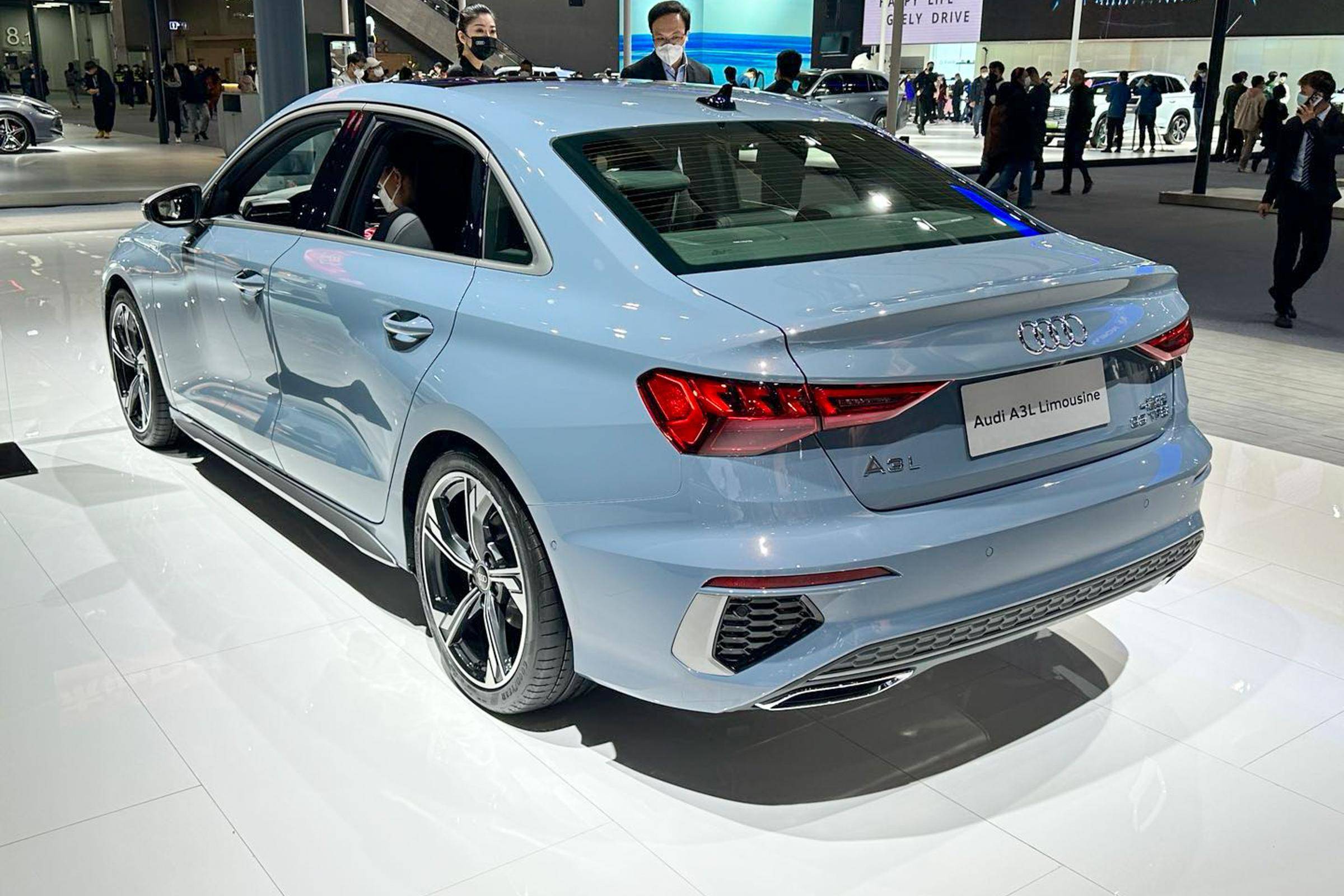 20.31万元起 2023款奥迪a3上市 可选黑色车标