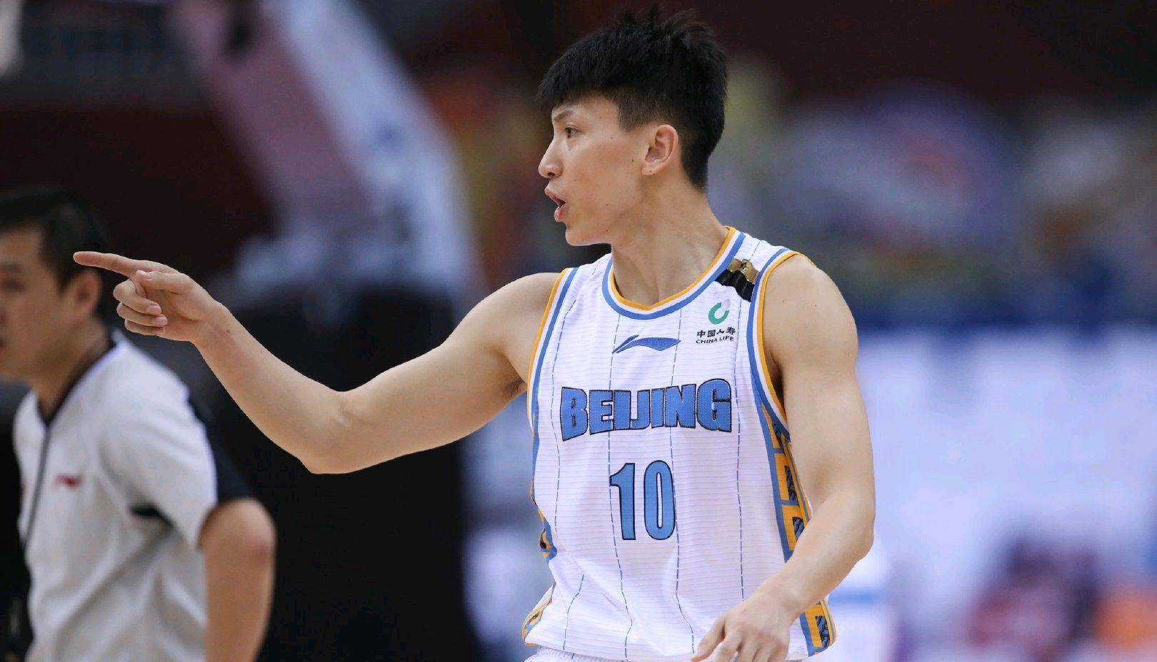 刘晓宇的情况就不一样了,虽说他只比方硕大一岁,但竞技状态差了很多