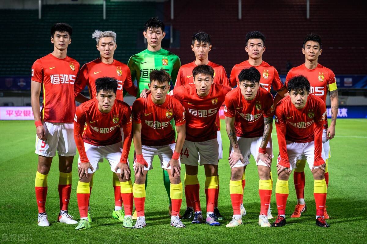 广州恒大迎坏消息,郑智遭致命打击,许家印担心的事情发生了_球迷