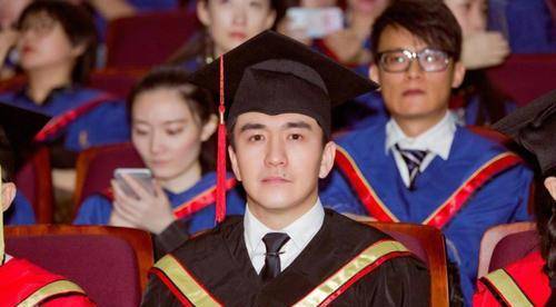 北电院长弃原配娶清纯学生,斥巨资让娇妻做主角,张一山杨紫做配_张辉