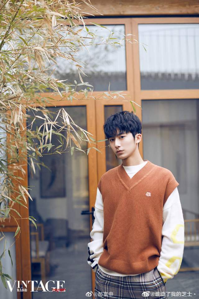 王俊凯和室友同台表演,却被网友拿来比较,粉丝表示拒绝被捆绑_郝富申