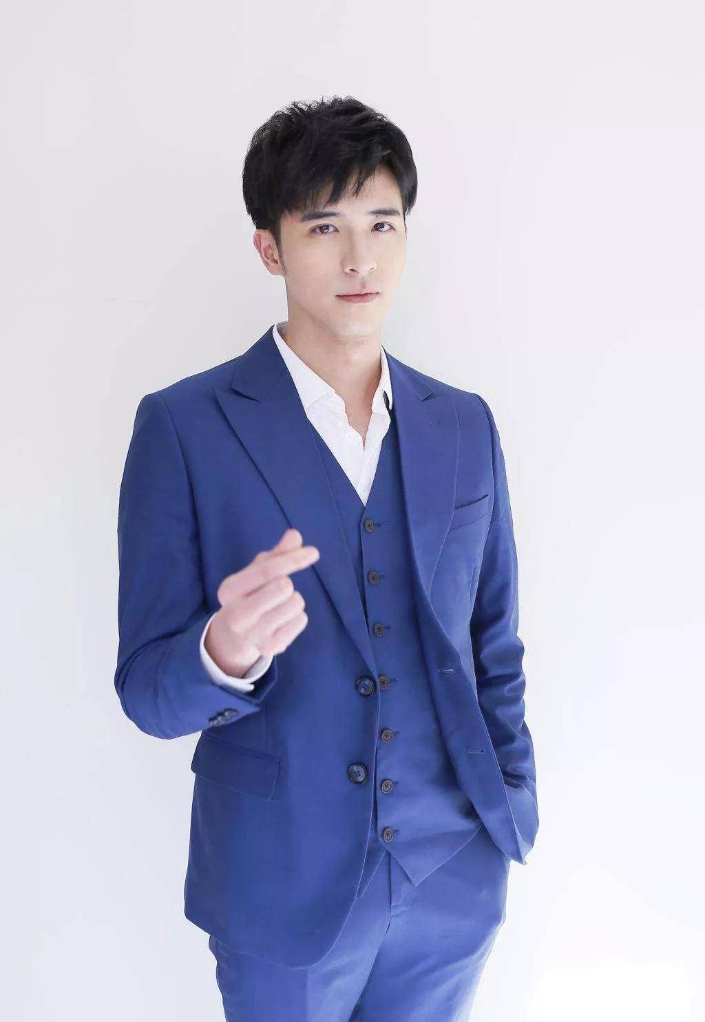 鲜肉脸,金刚身,这位187公分的男演员,身材也太棒了吧_剧中_角色_肌肉