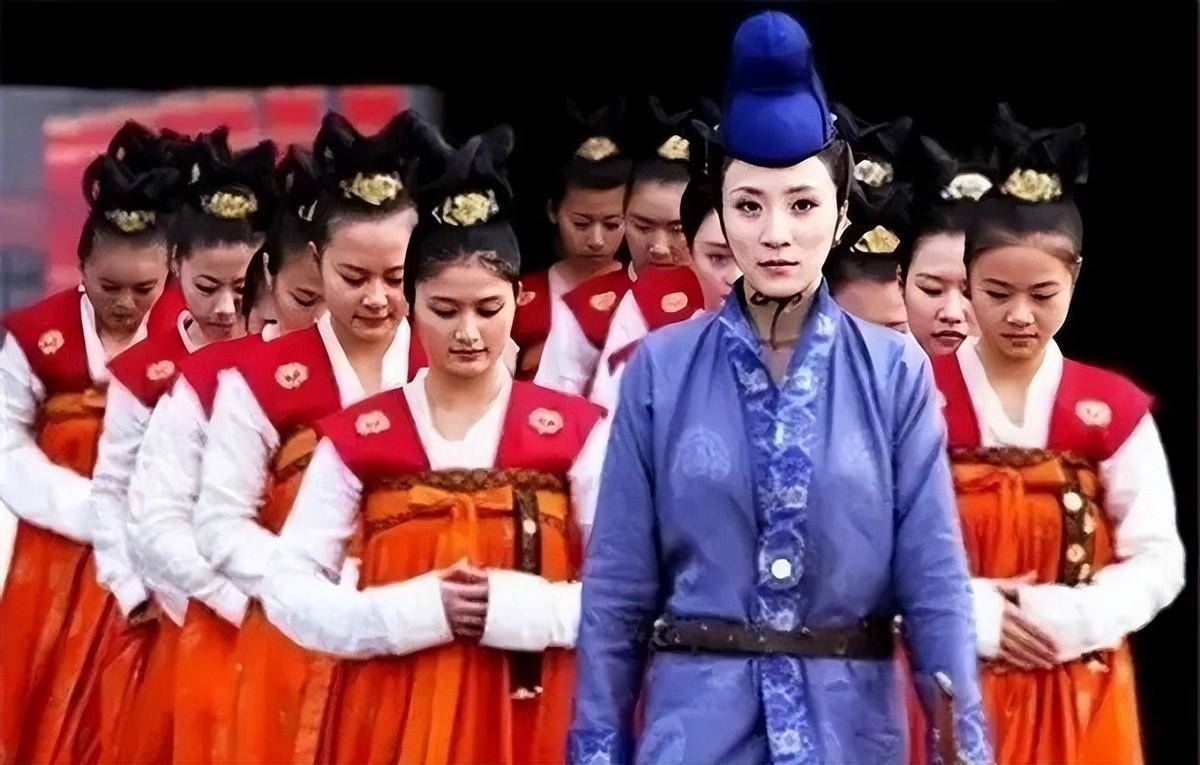 明朝的女官制度:如果这一制度不衰落,也许就不会有宦官专权_宫廷_宫正