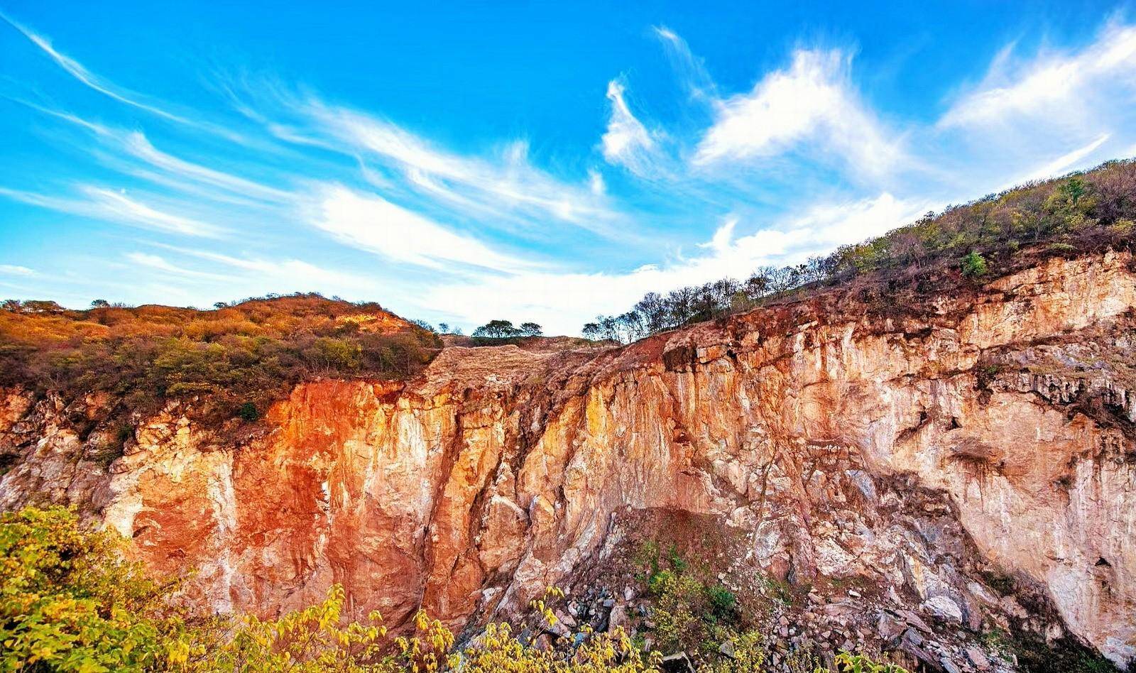 南京冶山国家矿山公园以矿业遗迹为主体景观,再现了矿山开采史料_窄轨