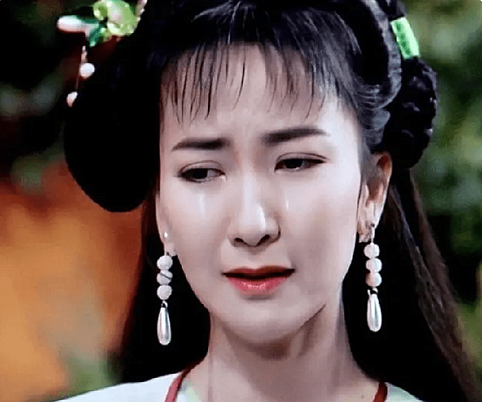 新白娘子传奇:跟法海斗法,小青的救兵是虾兵蟹将,怎么不是蛇呢_白素贞