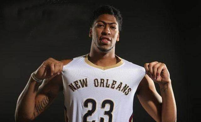 唐斯刻苦训练,晒出恐怖肌肉,提升一点或可媲美浓眉哥_球员_巴特勒