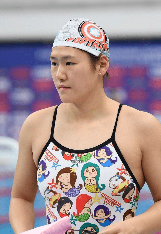 中国泳坛第一位大满贯选手,因身体发育太快销声匿迹_比赛_教练_游泳