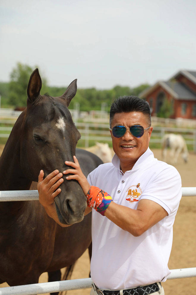 上马疾奋蹄 下水添豪气——看沂蒙汉子杨维庆如何"水陆两开花"_临沂市