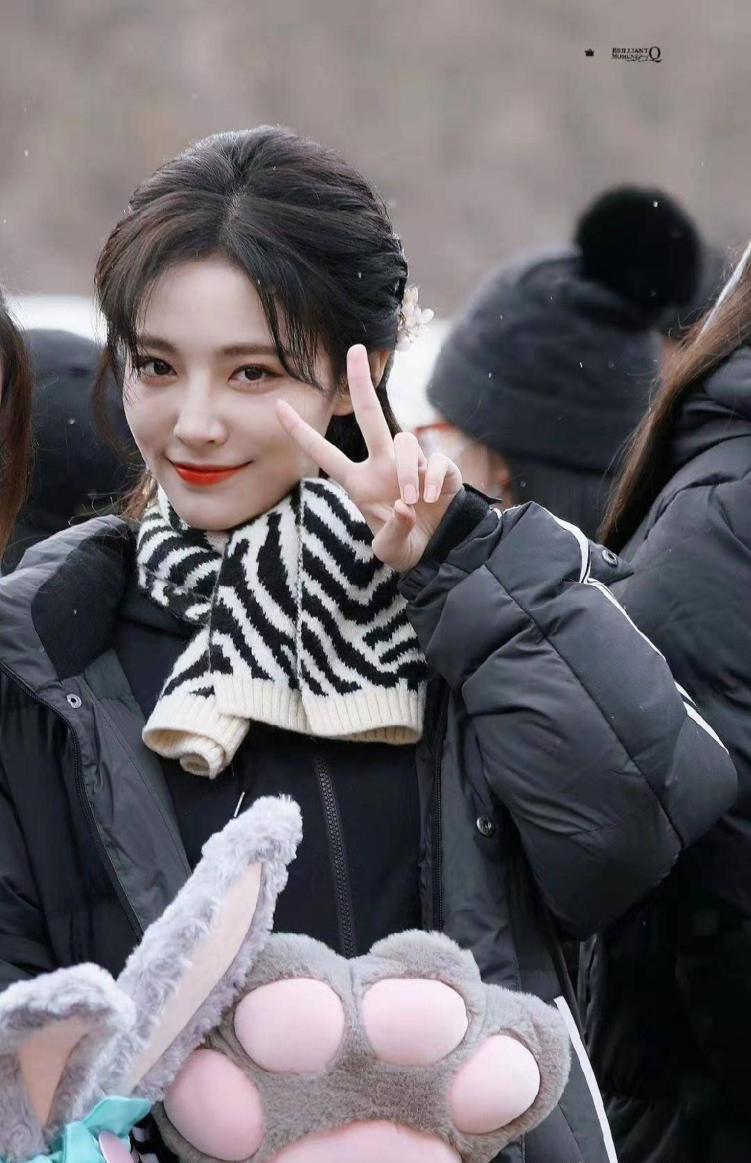 the9许佳琪新剧官宣,长发惊艳,不愧是"门面"_造型_组合_娱乐