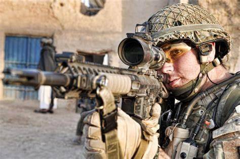 另外,该团还装备有轻机枪,l129a1精确射手步枪.返回搜狐