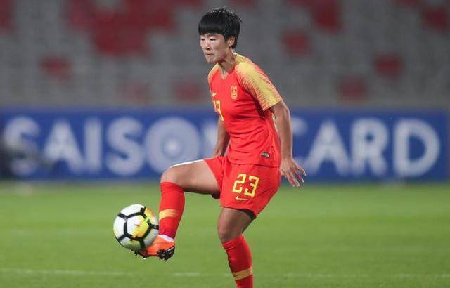 女足30岁老将再献惊天吊射,这脚法真令男足汗颜_任桂辛_中国_比赛