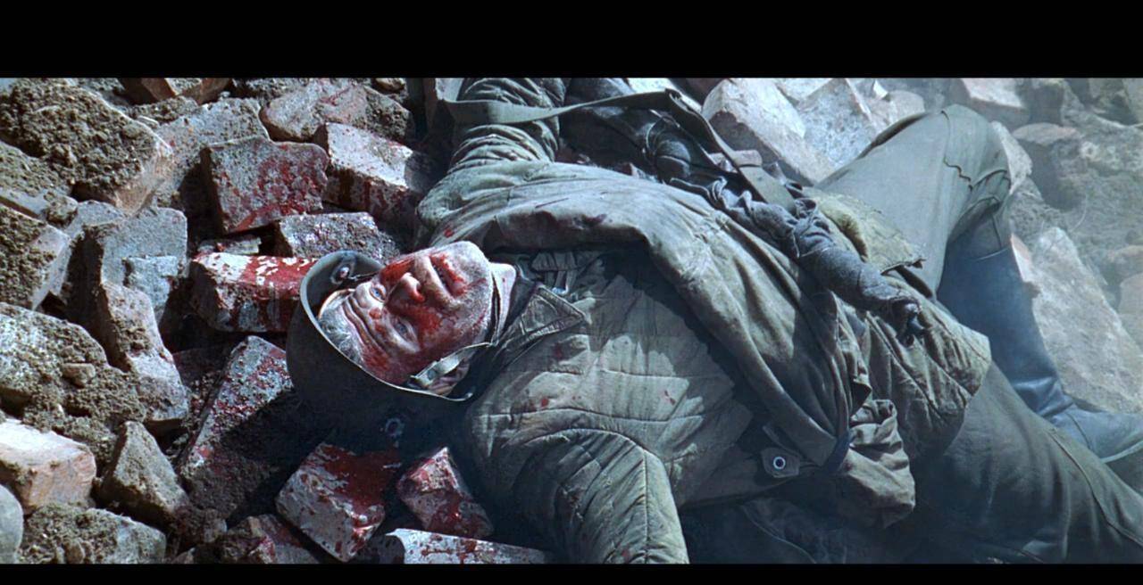 这部取自真实事迹耗资不菲的战争片,至今仍是狙击题