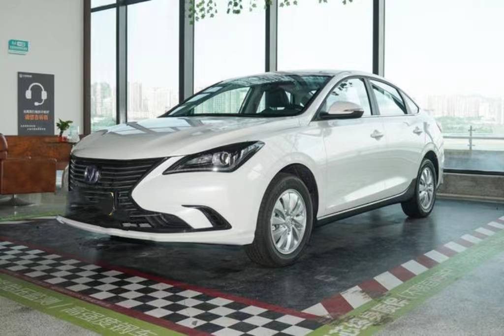 长安逸动ev460配置调整,售价14.99万元_搜狐汽车_搜狐网