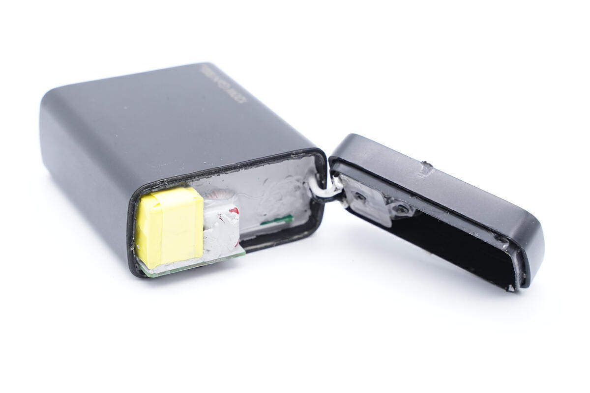 锦鸿泰120w氮化镓充电器拆解最后测得usb-a口支持fcp,scp,afc,qc3.