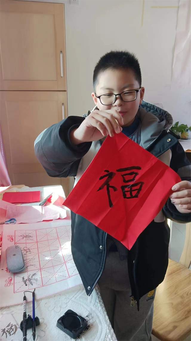 学生年俗照片图片