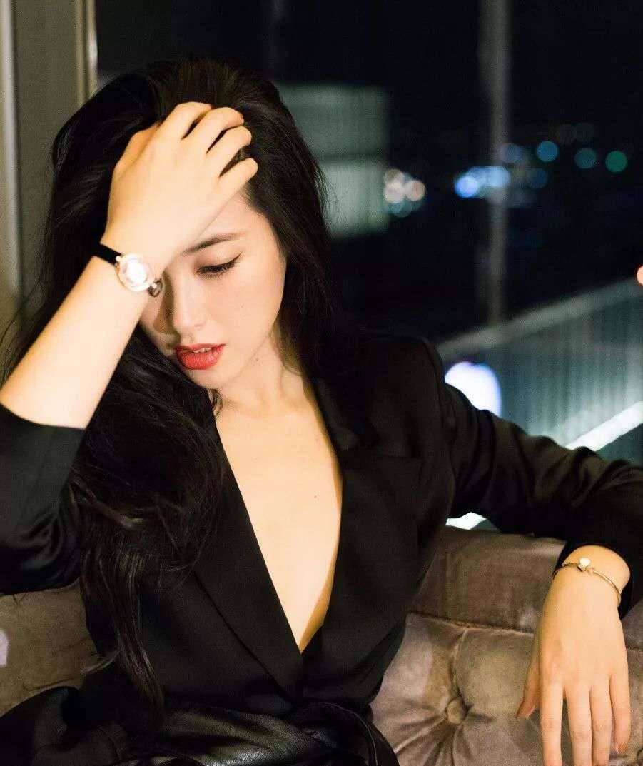 7次入选全球百大美女,36岁魅力十足仍单身_朱珠_拉波埃尔坎_家庭